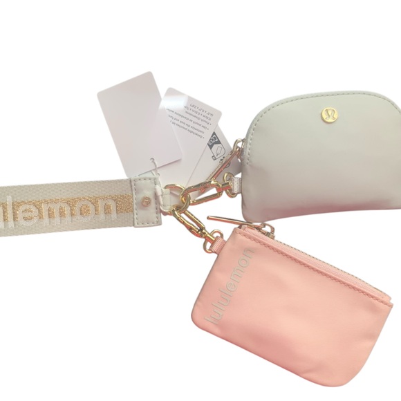 NWT Lululemon dual pouch wristlet - Picture 1 of 2